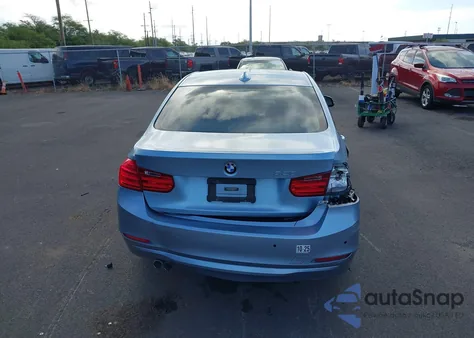 2013 BMW 328I из США, поврежденный, VIN WBA3A5C53DF355405